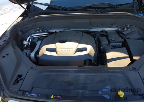 2016 Volvo Xc90 T6 Inscription z USA, uszkodzony, nr VIN YV4A22PL9G1073668